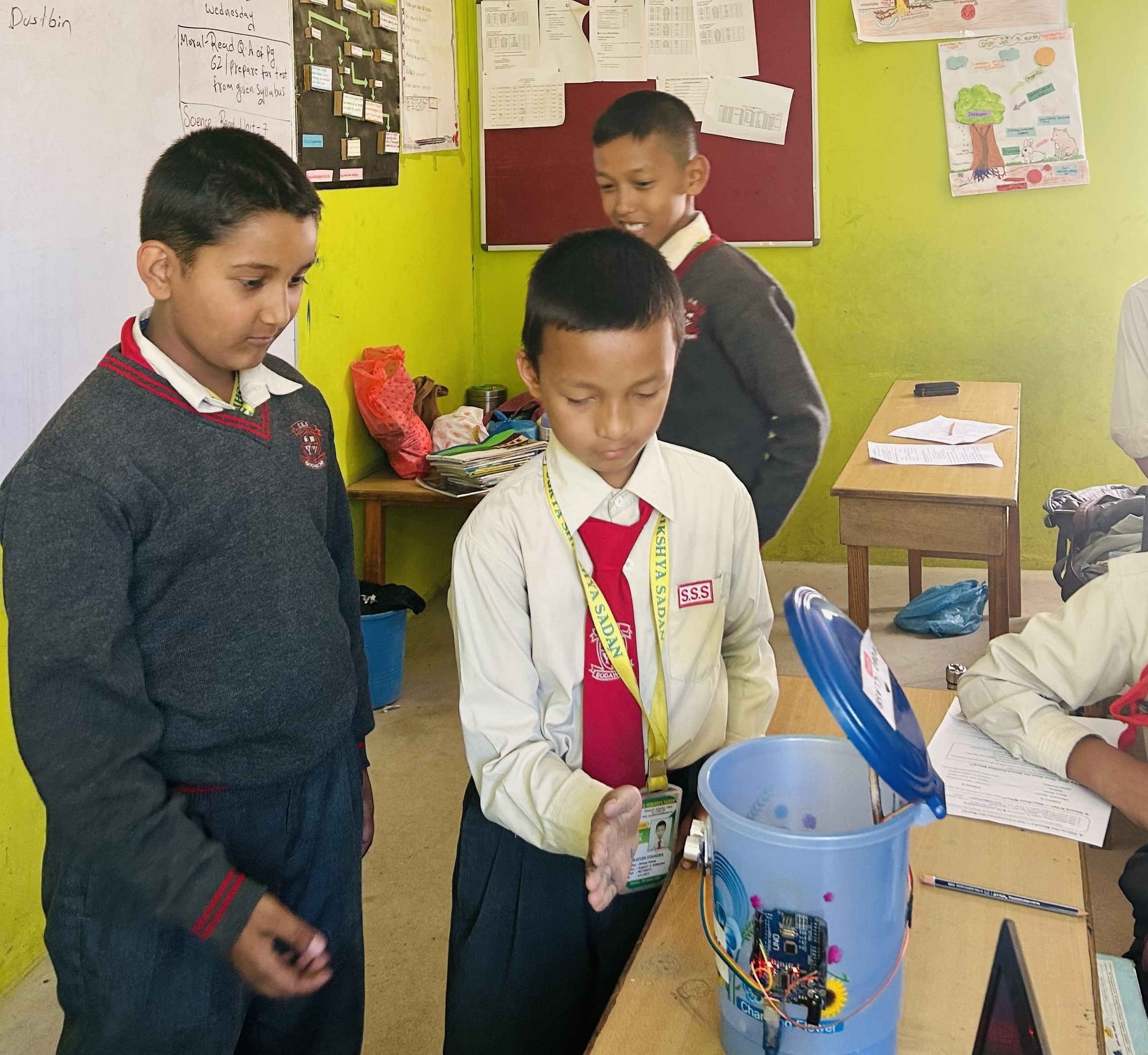 Smart Dustbin project 4